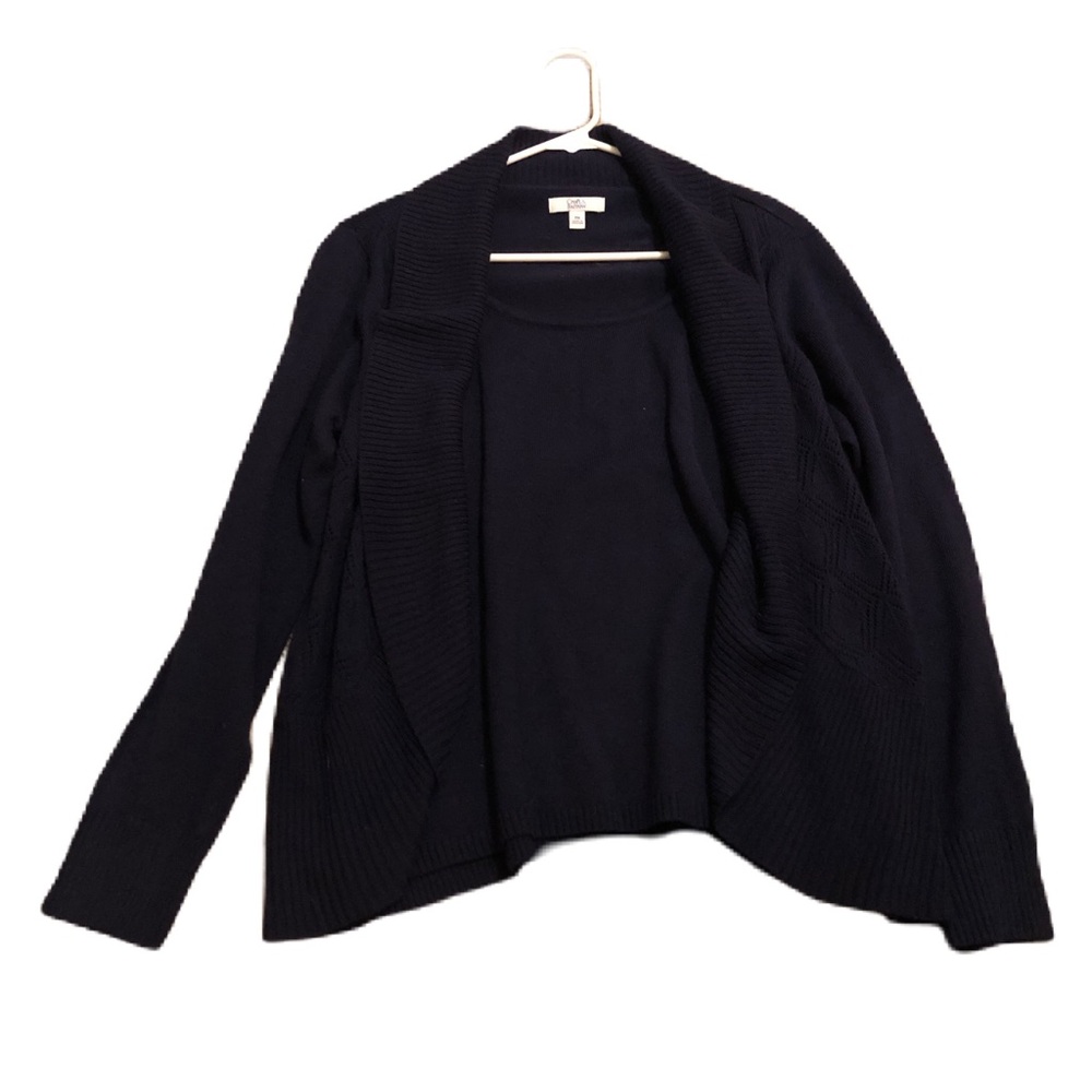 Croft & Barrow Women's Black or Dark Navy(?) Cardigan Sweater - Picture 2 of 6